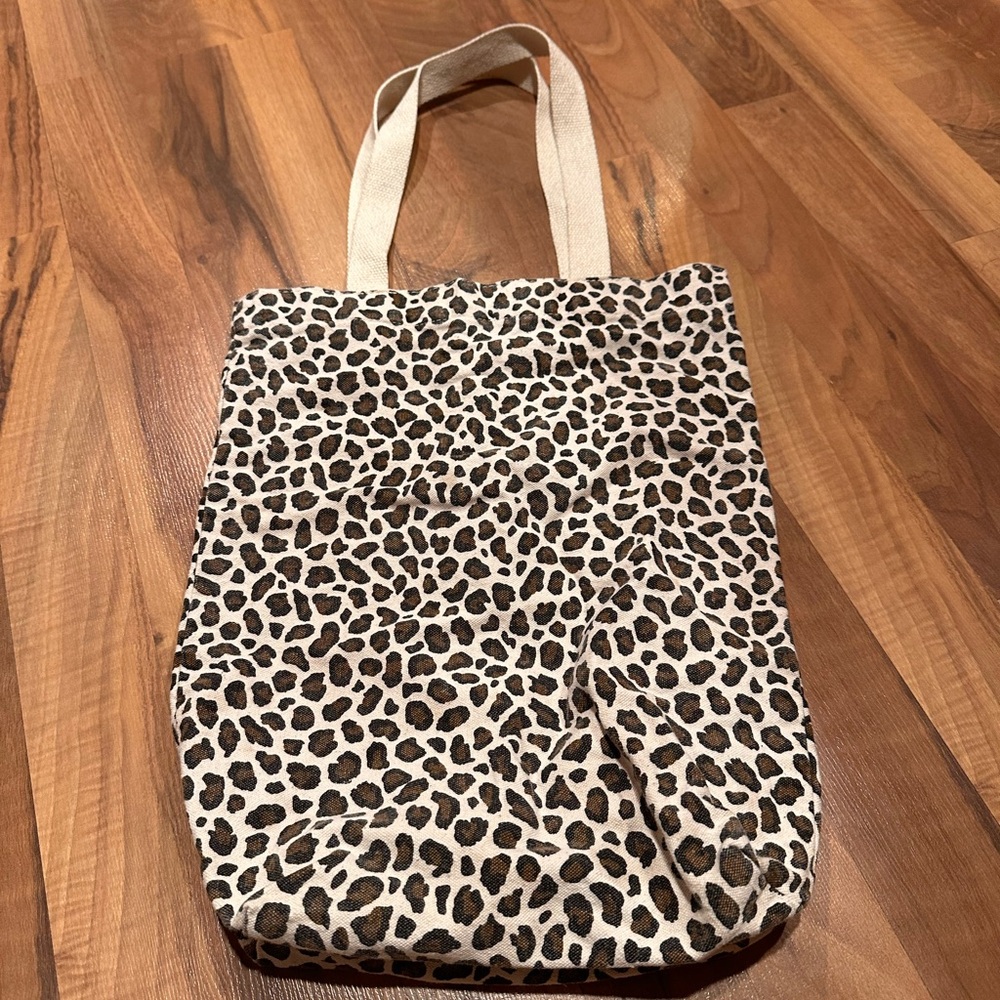 Cheetah print tote